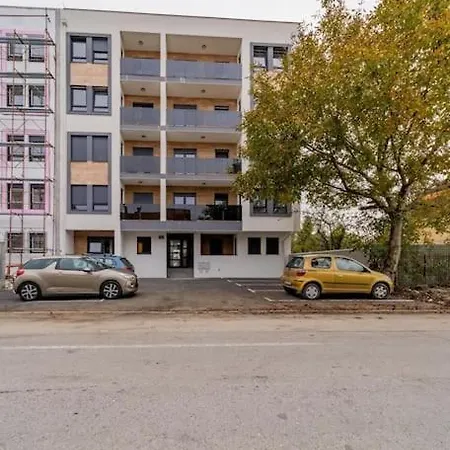 Hemingway Belgrade Apartman